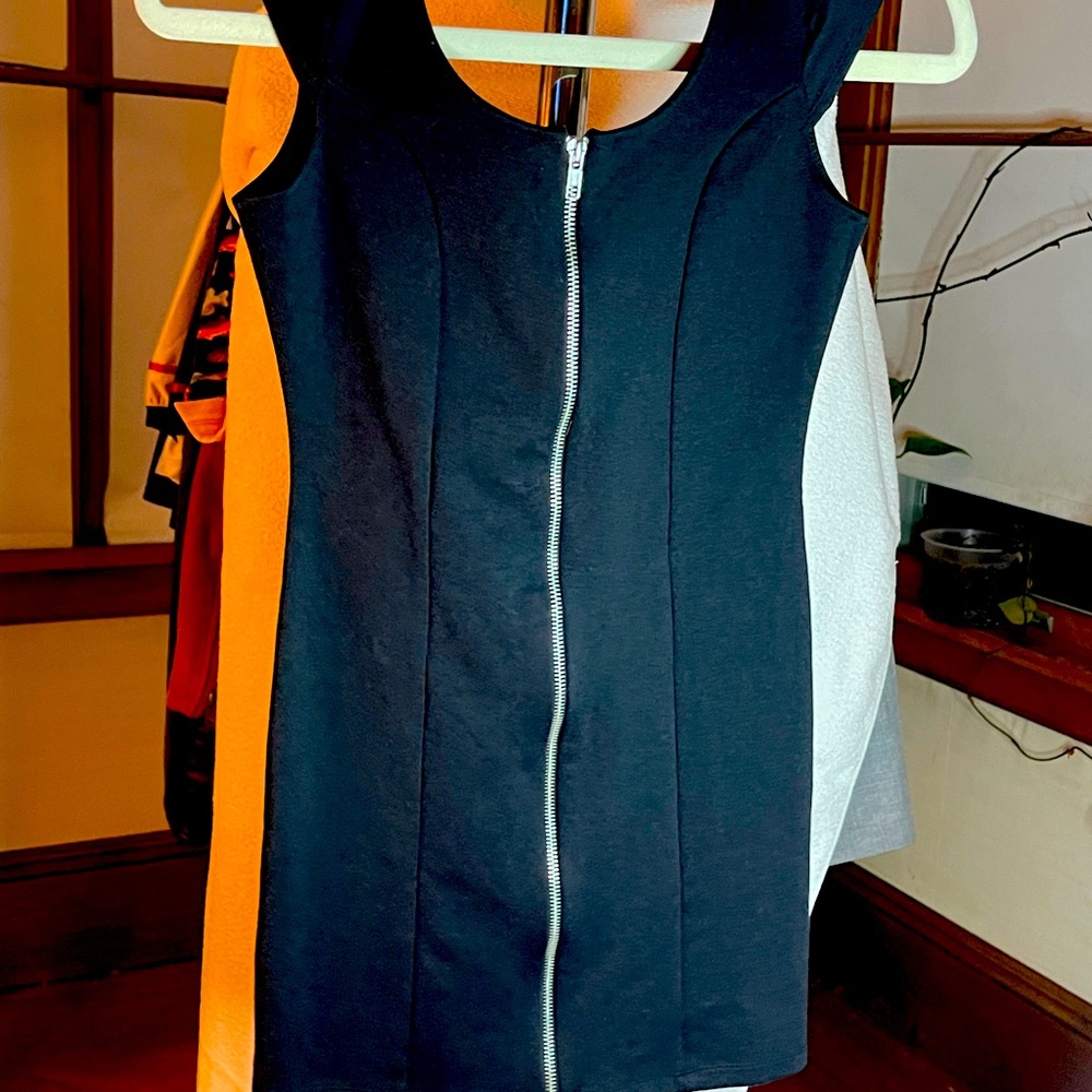 Black mini dress H&M Divided (small)